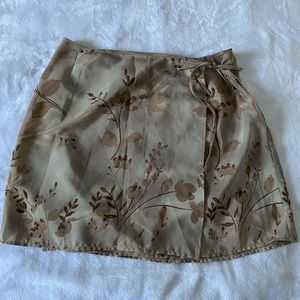 90’s Floral skirt 🌺